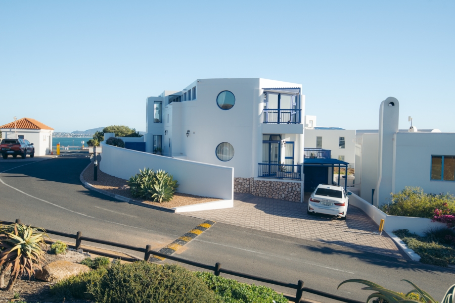 3 Bedroom Property for Sale in Paradise Beach Western Cape